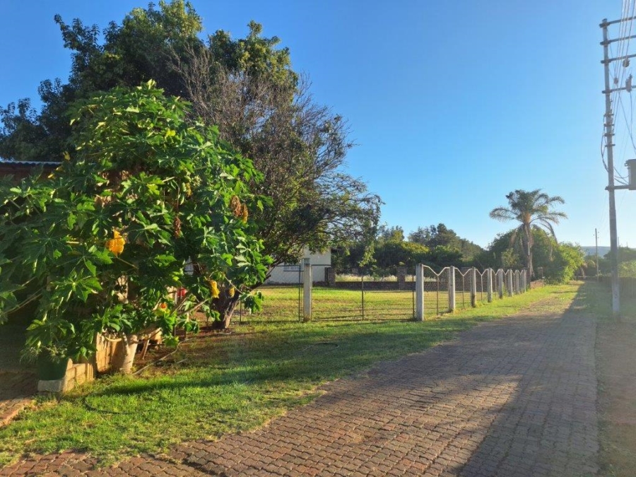 Commercial Property for Sale in Zuurplaat A H North West